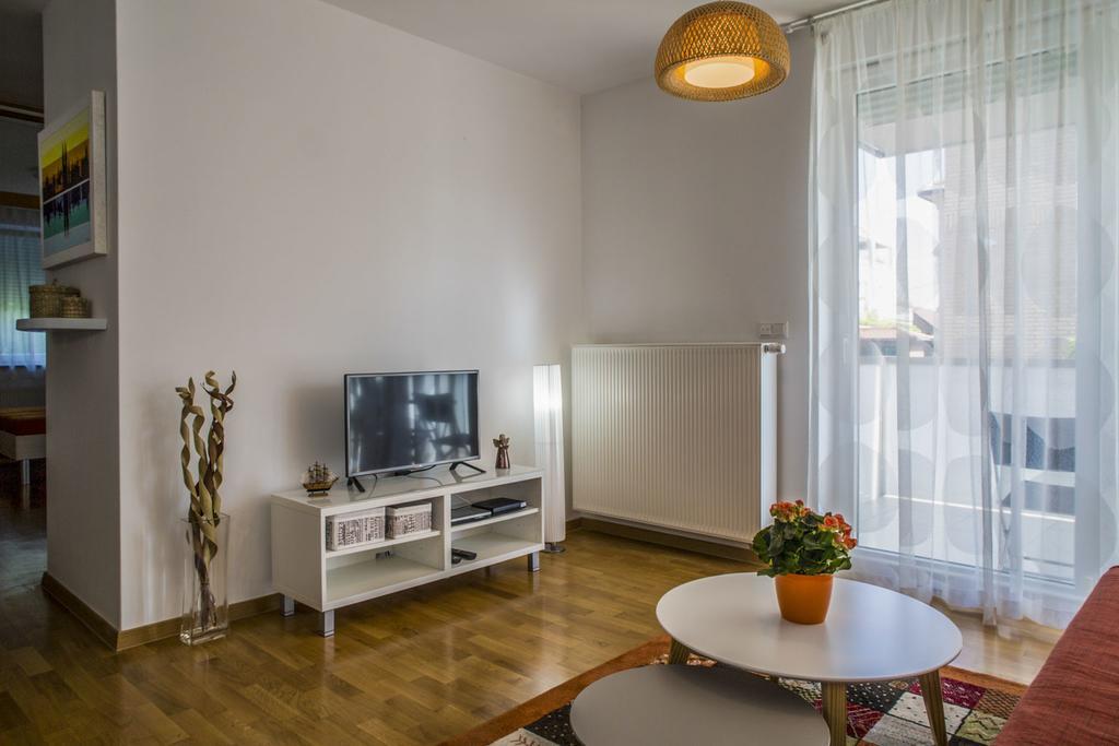 Lakeside Jarun Apartment Zagreb Room photo